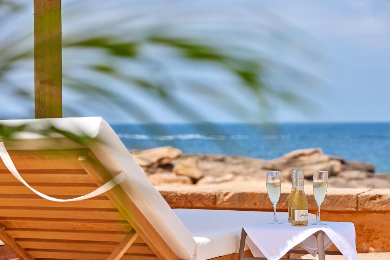 Universal Hotel Cabo Blanco - Adults Only Colonia de Sant Jordi Exterior foto