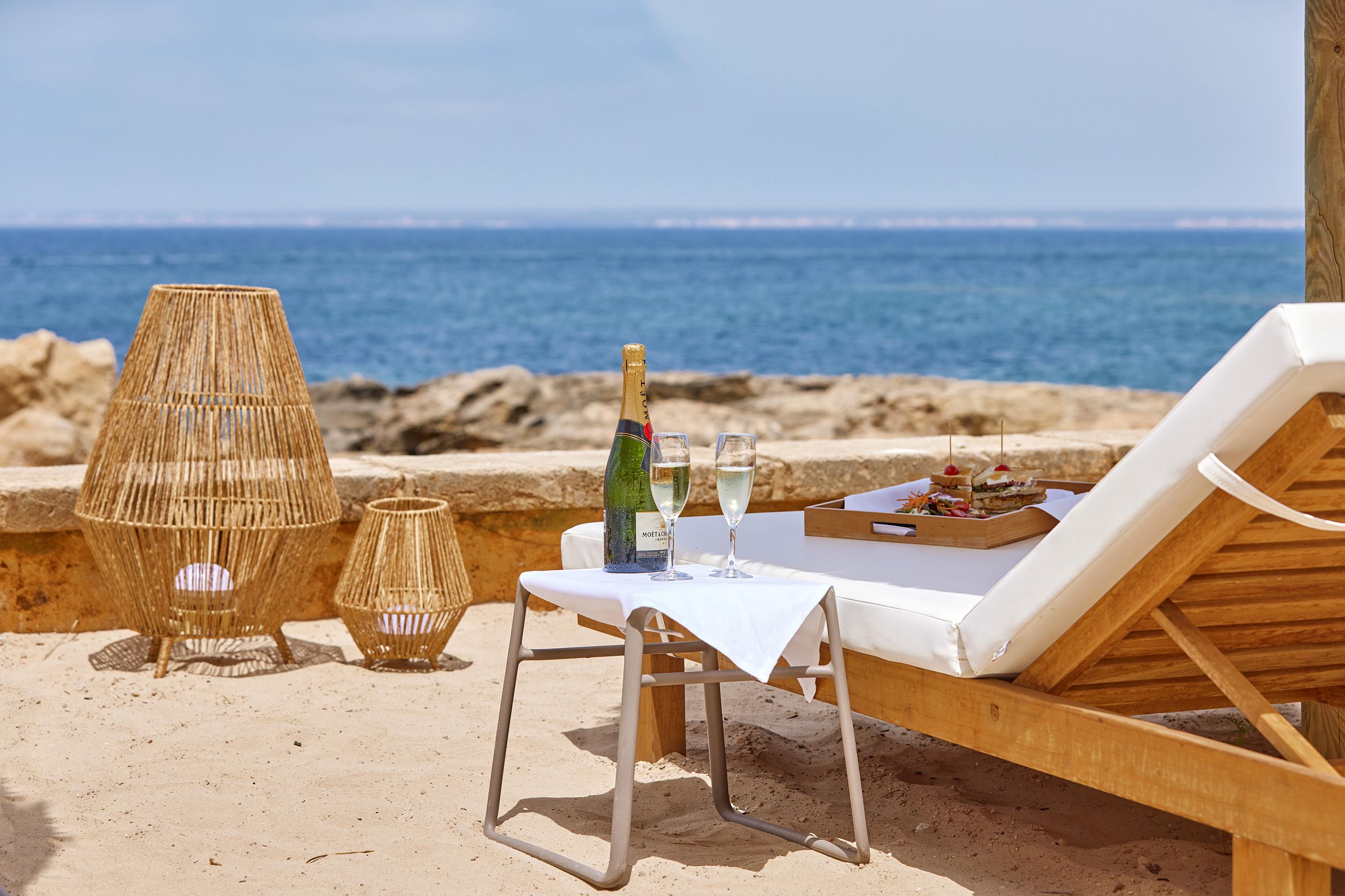Universal Hotel Cabo Blanco - Adults Only Colonia de Sant Jordi Exterior foto